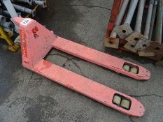 Pallet truck