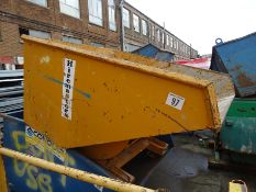 Forklift tipping skip