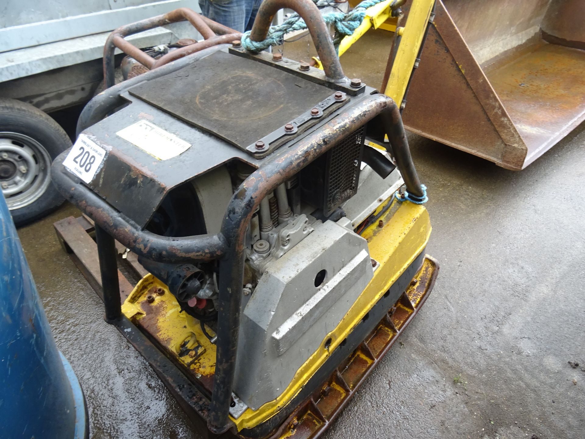 Wacker diesel reversing plate compactor