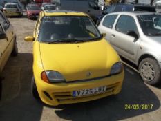 Fiat Seicento Sporting - V725 LBT Date of registration: 06.09.1999 1108cc, petrol, manual, yellow