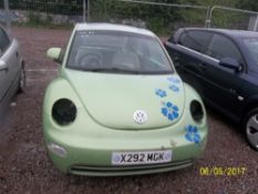 Volkswagen Beetle- X292 MGK Date of registration: 01.10.2000 1984cc, petrol, green Odometer