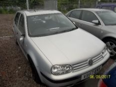 Volkswagen Golf SE - V957 ERX Date of registration: 14.01.2000 1600cc, petrol, manual, silver