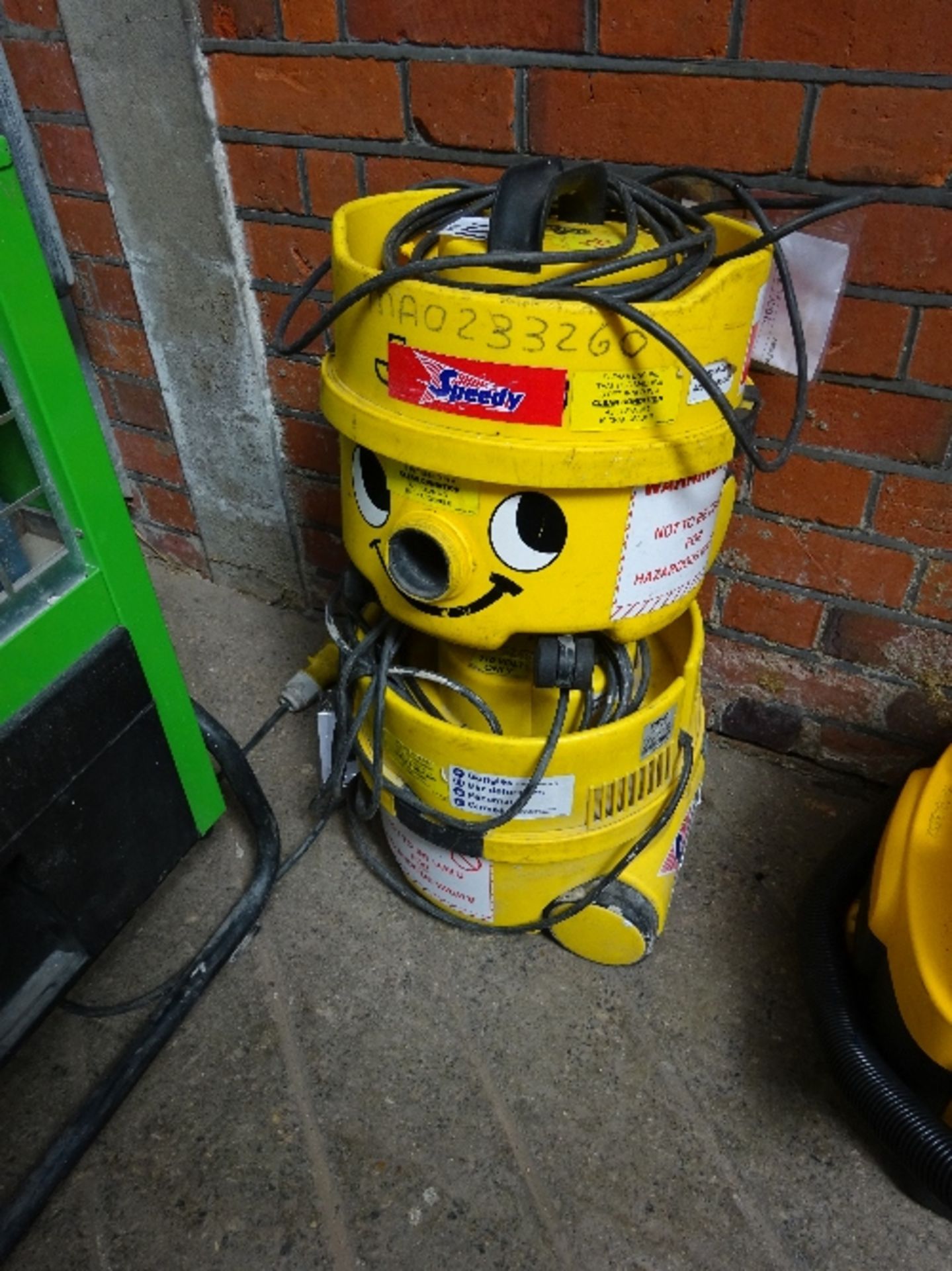 2 James vacuums 110v