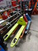 3 pallet trucks