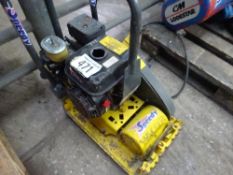 Wacker petrol plate compactor