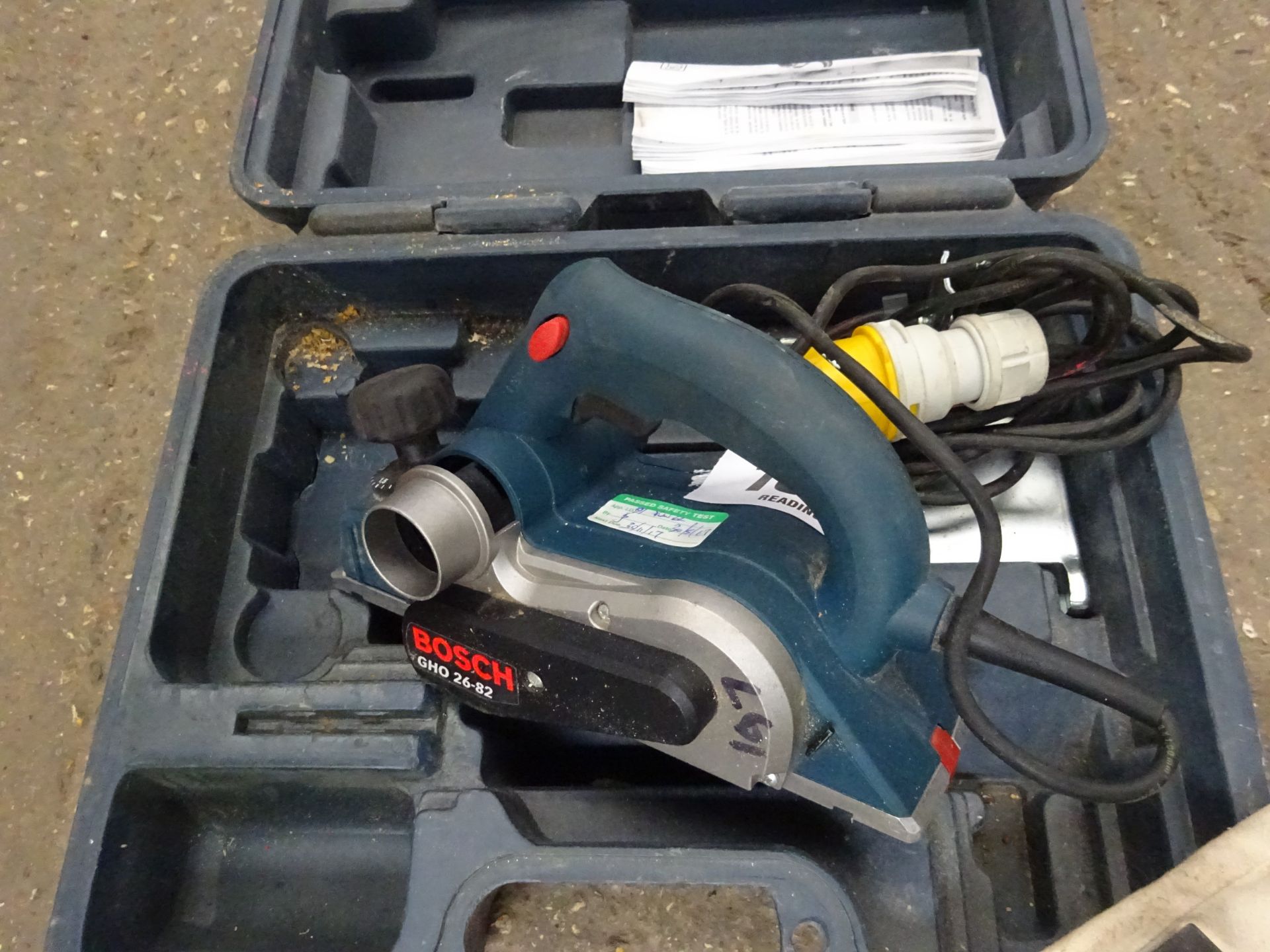 Bosch GHO 26-82 power plane