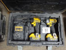 Dewalt 18v cordless drill/screwdriver set