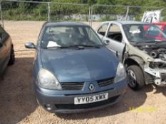 Renault Clio Extreme 16V - YY05 XWX Date of registration: 30.06.2005 1149cc, petrol, manual, blue