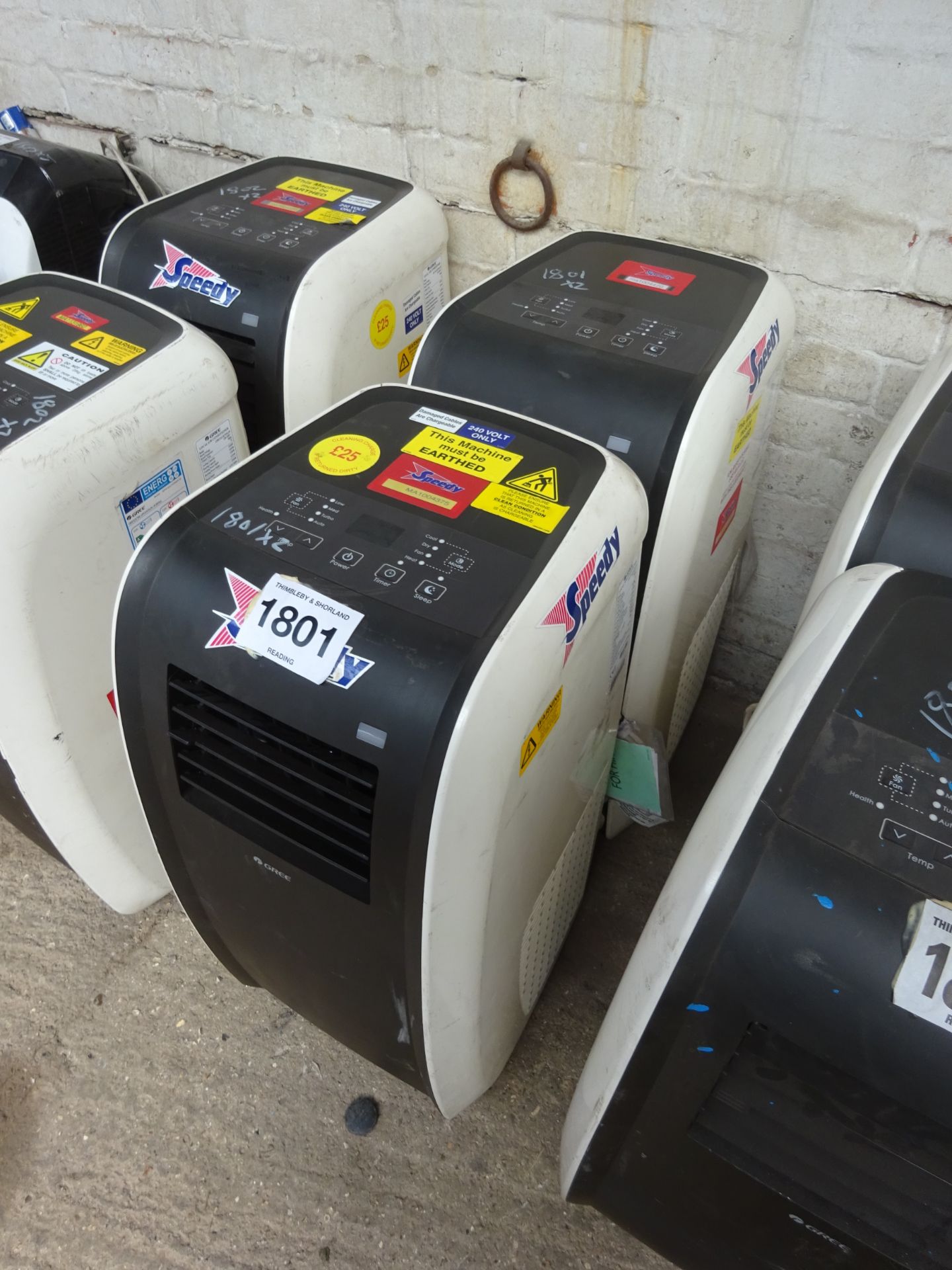 2 Gree air conditioning units
