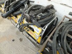 JCB power pack with hydraulic hammer