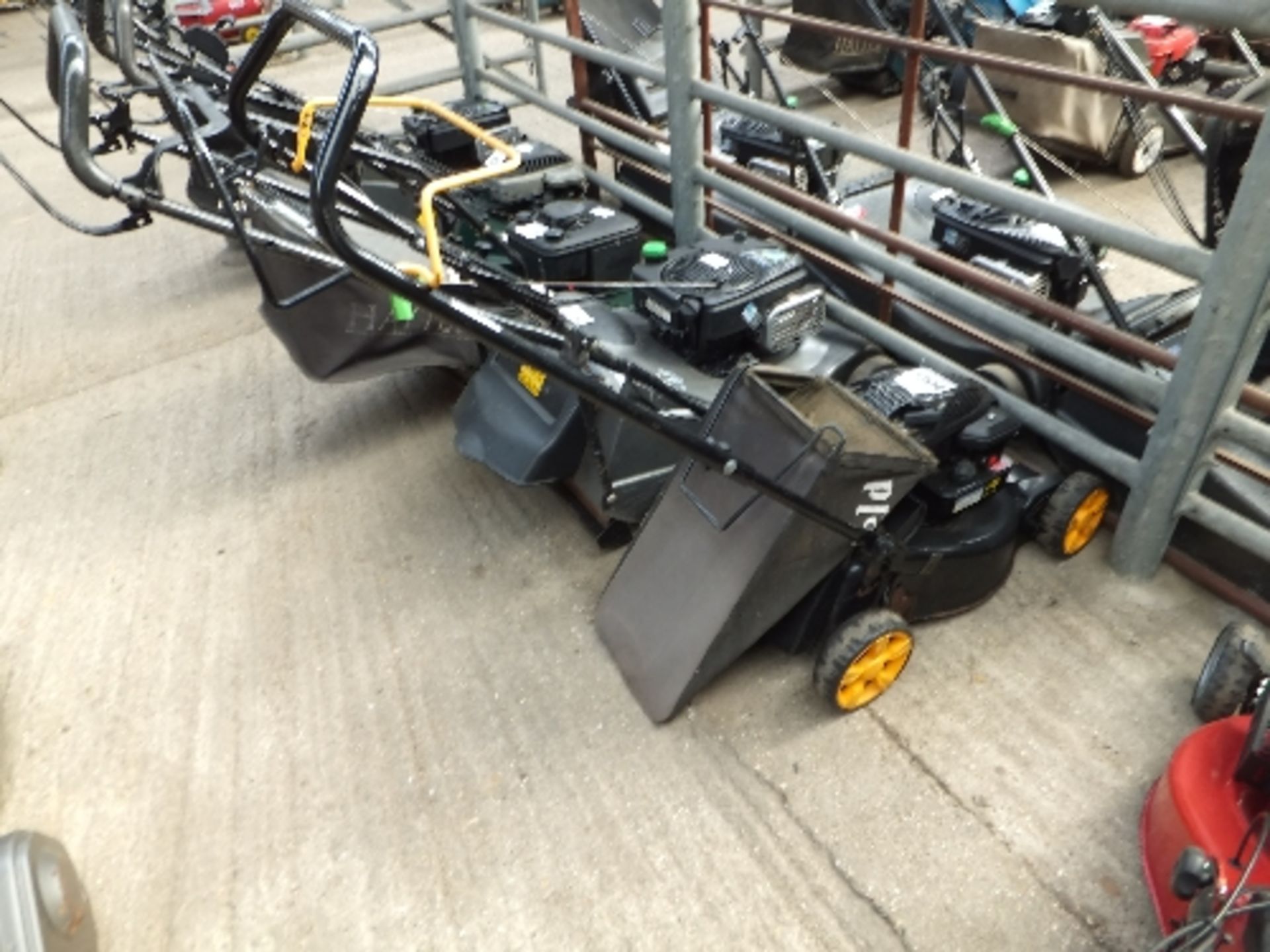 McCulloch M46-500CD mower