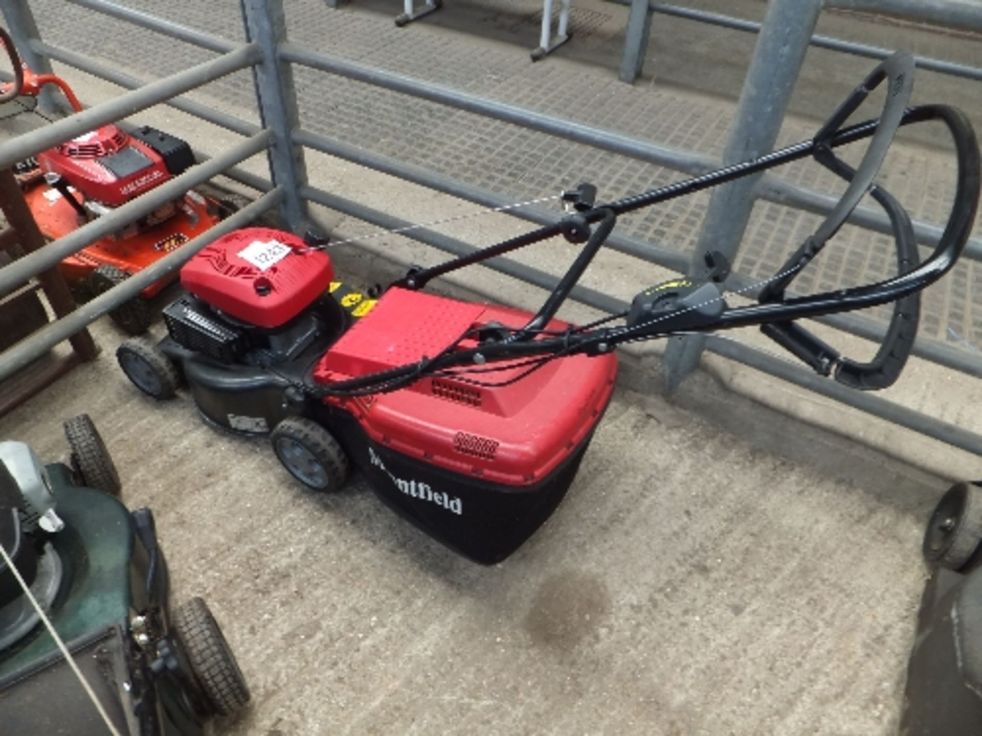 Mountfield SP474 mower