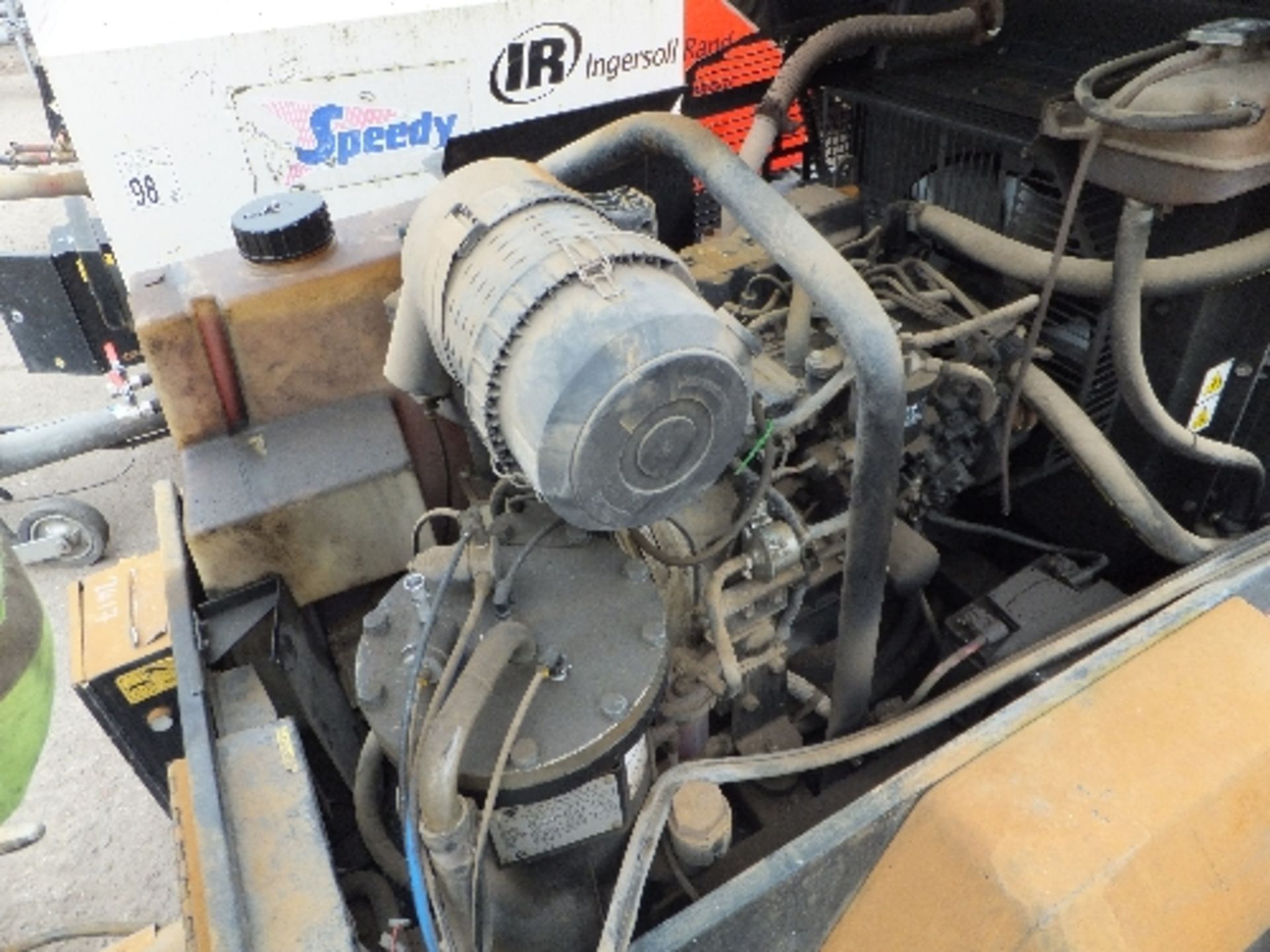 Doosan 7/31e compressor (2011) 957 hrs  - no ignition switch - Image 2 of 2