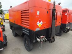 Ingersoll Rand 12/235 compressor (2005) 8304 hrs  Starts and makes air - no fuel