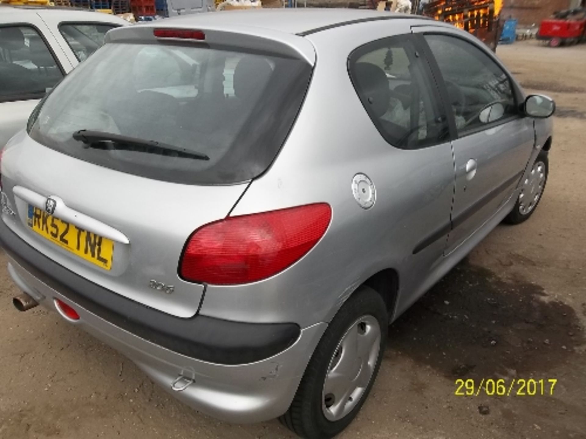 Peugeot 206 Look - RK52 TNL Date of registration: 06.09.2002 1360cc, petrol, manual, silver Odometer - Image 3 of 4