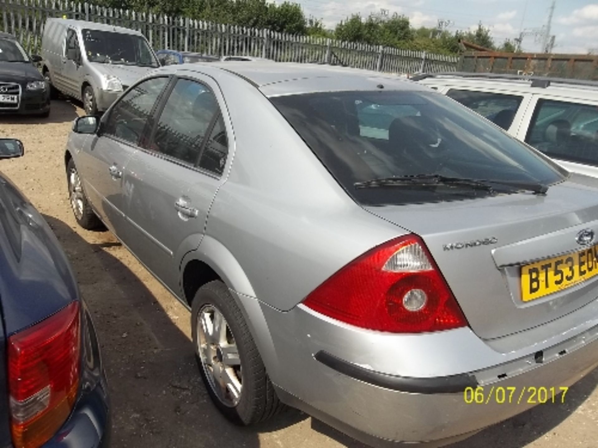 Ford Mondeo Ghia TDCI - BT53 EOM Date of registration: 26.11.2003 1998cc, diesel, manual, silver - Image 4 of 4