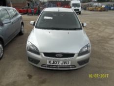 Ford Focus Zetec Climate - KJ07 JVU Date of registration: 05.03.2007 1596cc, petrol, manual,