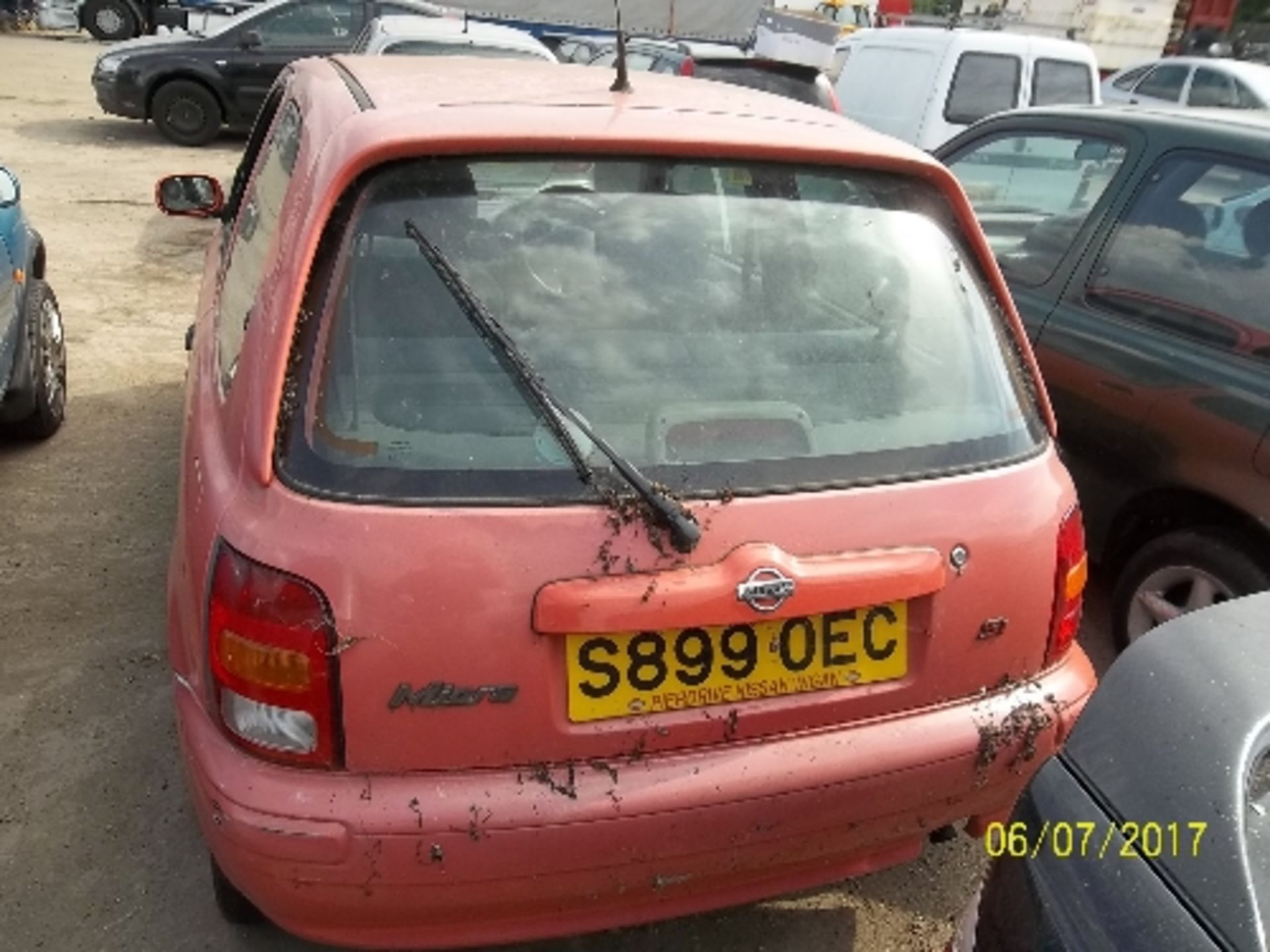 Nissan Micra SI - S899 OEC Date of registration: 29.09.1998 1275cc, petrol, manual, pink Odometer - Image 3 of 4