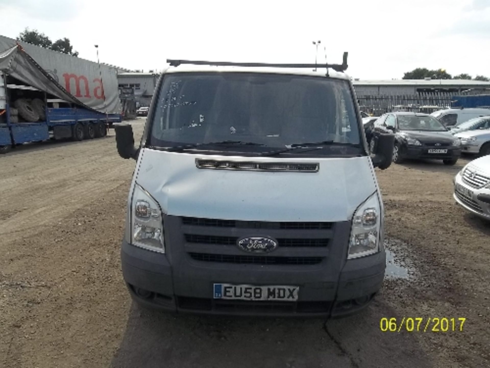 Ford Transit 110 T300S FWD - EU58 MDX Date of registration: 10.12.2008 2198cc, diesel, manual,