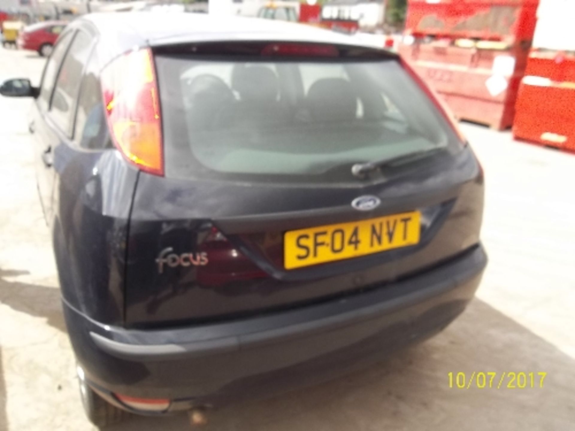 Ford Focus LX TD DI - SF04 NVT Date of registration: 01.08.2004 1753cc, diesel, manual, blue - Image 3 of 4