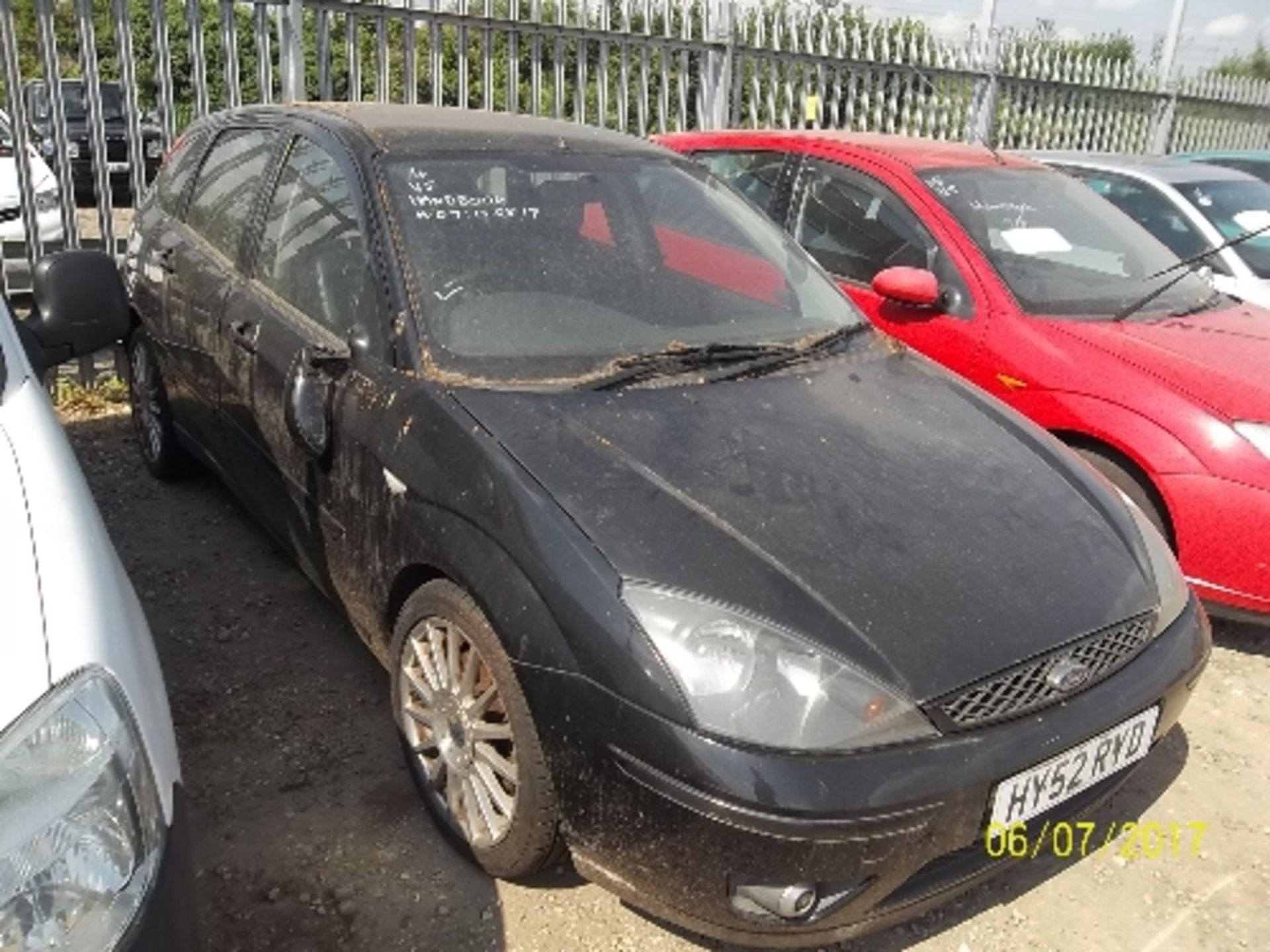 Ford Focus ST170 - HY52 RYD Date of registration: 30.09.2002 1988cc, petrol, manual, black - Image 2 of 4