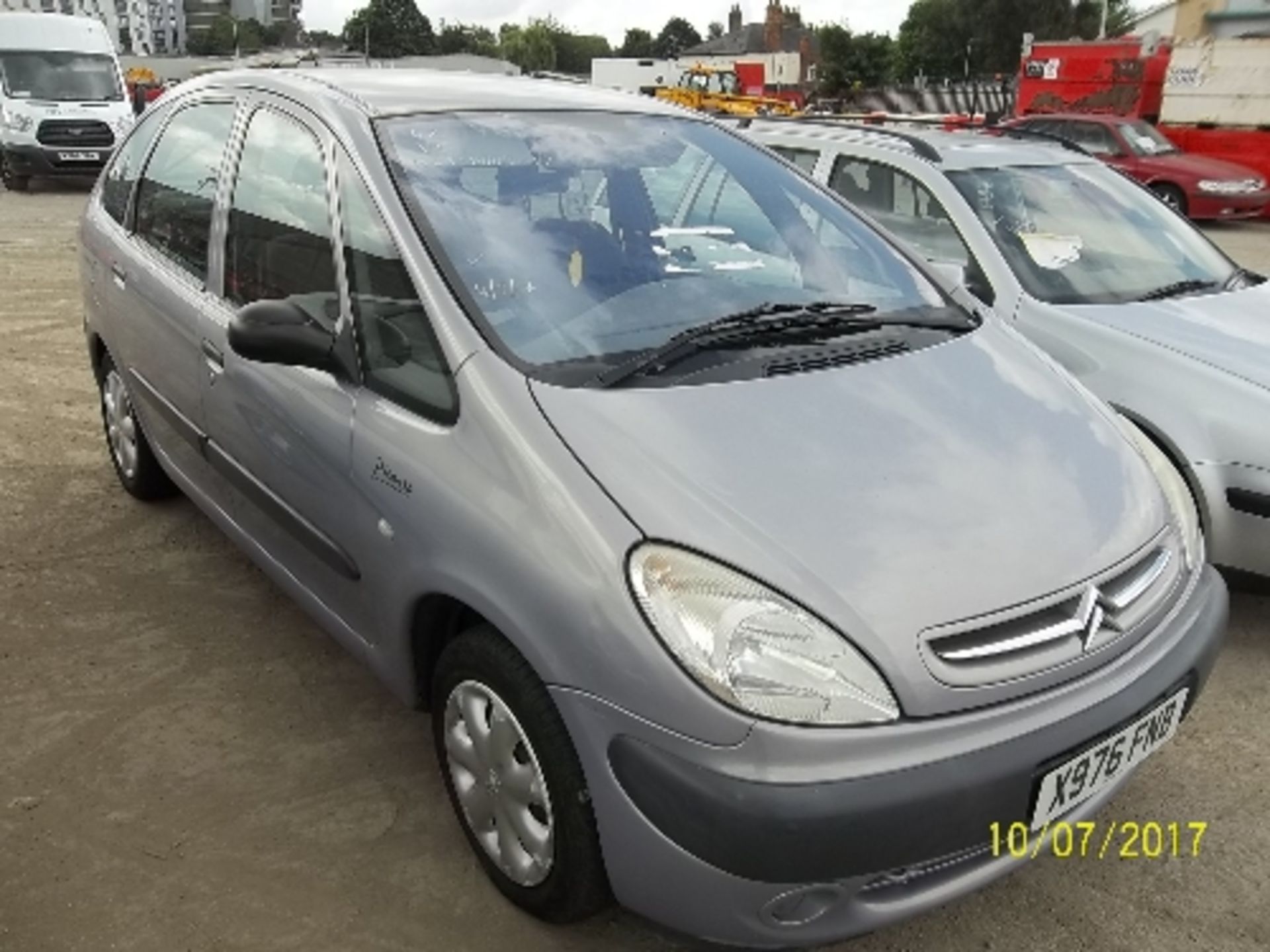 Citroen Xsara Picasso SX 16V - X976 FNB Date of registration: 23.01.2001 1761cc, petrol, manual, - Image 2 of 4