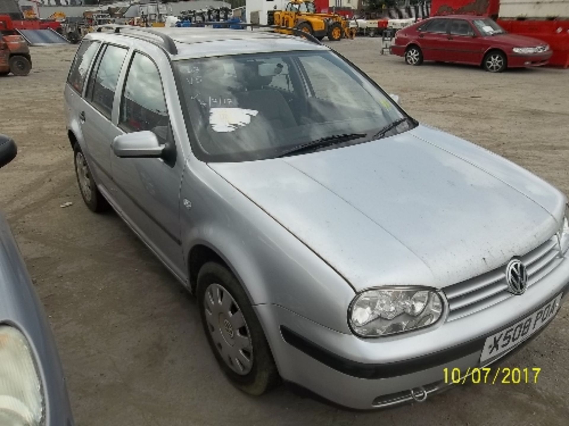 Volkswagen Golf S Estate - X508 POA Date of registration: 11.09.2000 1590cc, petrol, manual, - Image 2 of 4