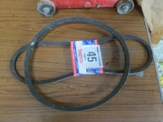 Fan belt to suit fordson Major and one other