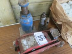 3 hydraulic jacks (2 bottle, 1 trolley)