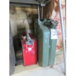 Valor 2 gallon petrol and jerry can with spout