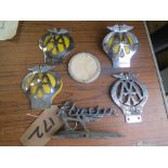 Austin car and bonnet badges plus 4 AA car badges & 1 tax disc holder