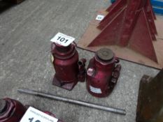 2 no 12 tonne bottle jacks