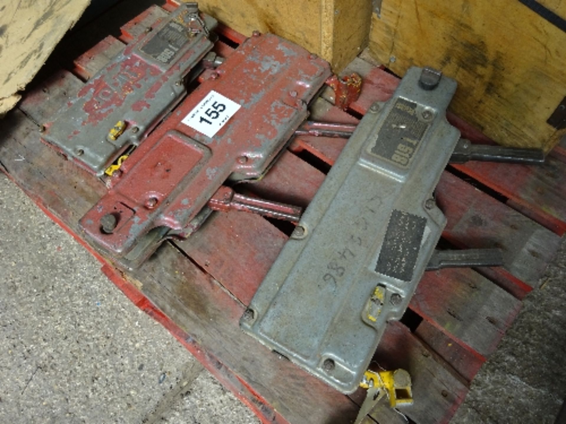 3 Tirfor winches