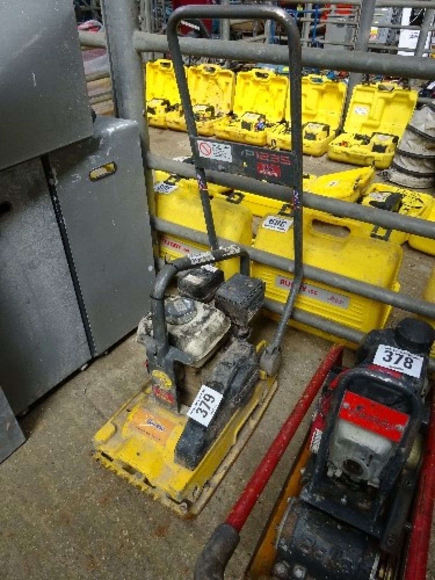 Wacker VP1235 petrol plate compactor