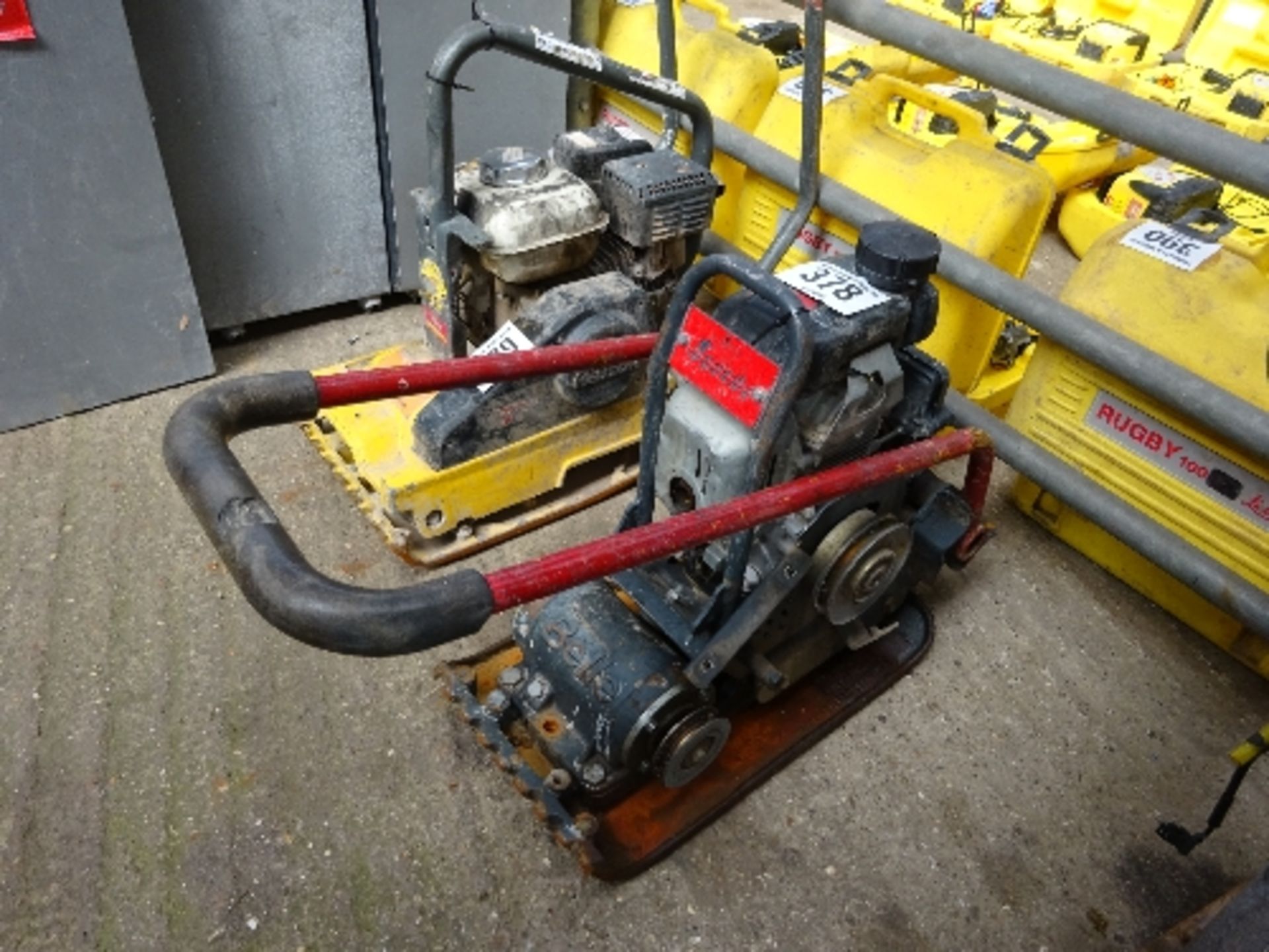 Belle LC3211 petrol plate compactor