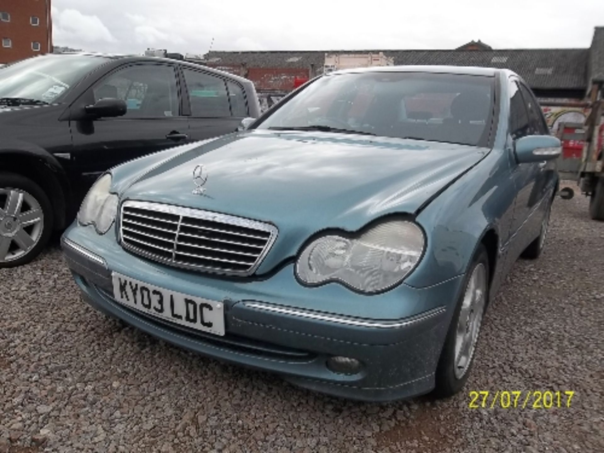 Mercedes C180 Komp Avantgarde SE - KY03 LDC Date of registration: 13.03.2003 1796cc, petrol, 5 speed - Image 2 of 4