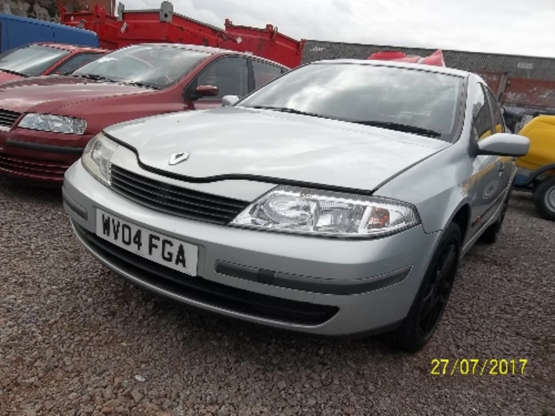 Renault Laguna extreme 16V - WV04 FGA Date of registration: 30.04.2004 1783cc, petrol, manual, - Image 2 of 4