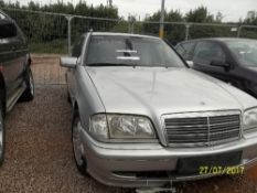 Mercedes C220 CDI Sort Estate - V285 PJW Date of registration: 17.09.1999 2151cc, diesel, 5 speed