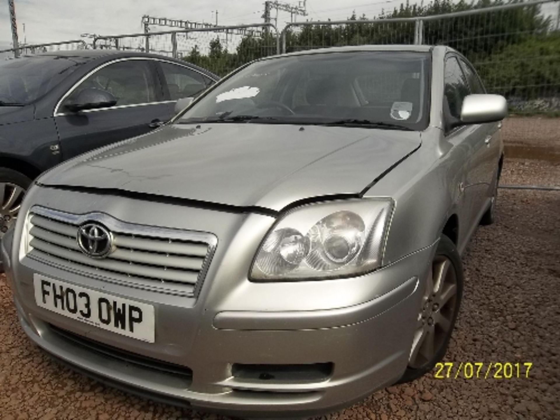 Toyota Avensis T3-S - FH03 OWP Date of registration: 27.05.2003 1794cc, petrol, manual, silver - Image 2 of 4