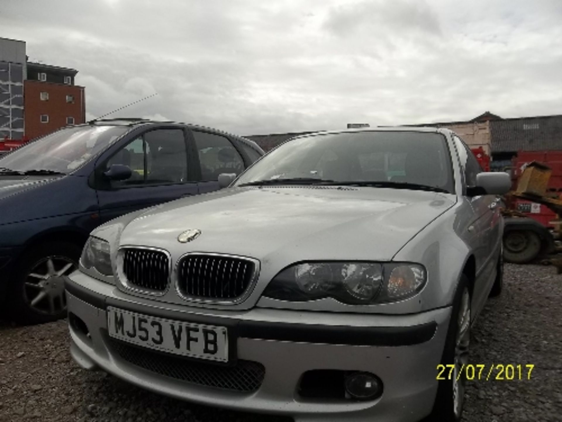 BMW 325I Sport - MJ53 VFB Date of registration: 31.10.2003 2494cc, petrol, manual, silver Odometer - Image 2 of 4