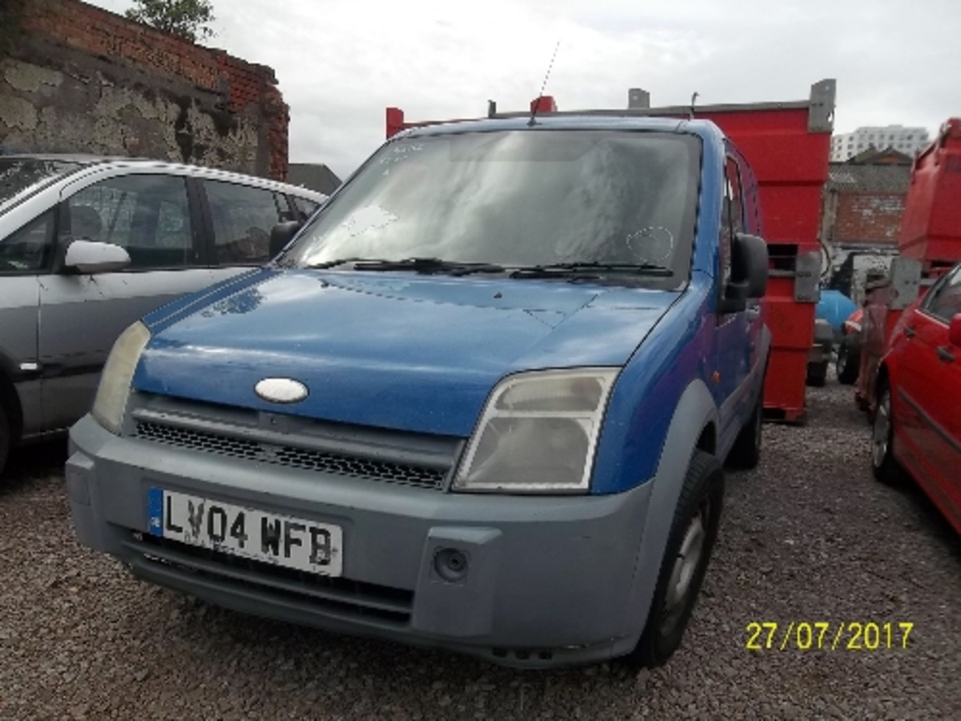 Ford Tran Connect L 200 TD SWB Panel van - LV04 WFB Date of registration: 20.04.2004 1753cc, diesel, - Image 2 of 4