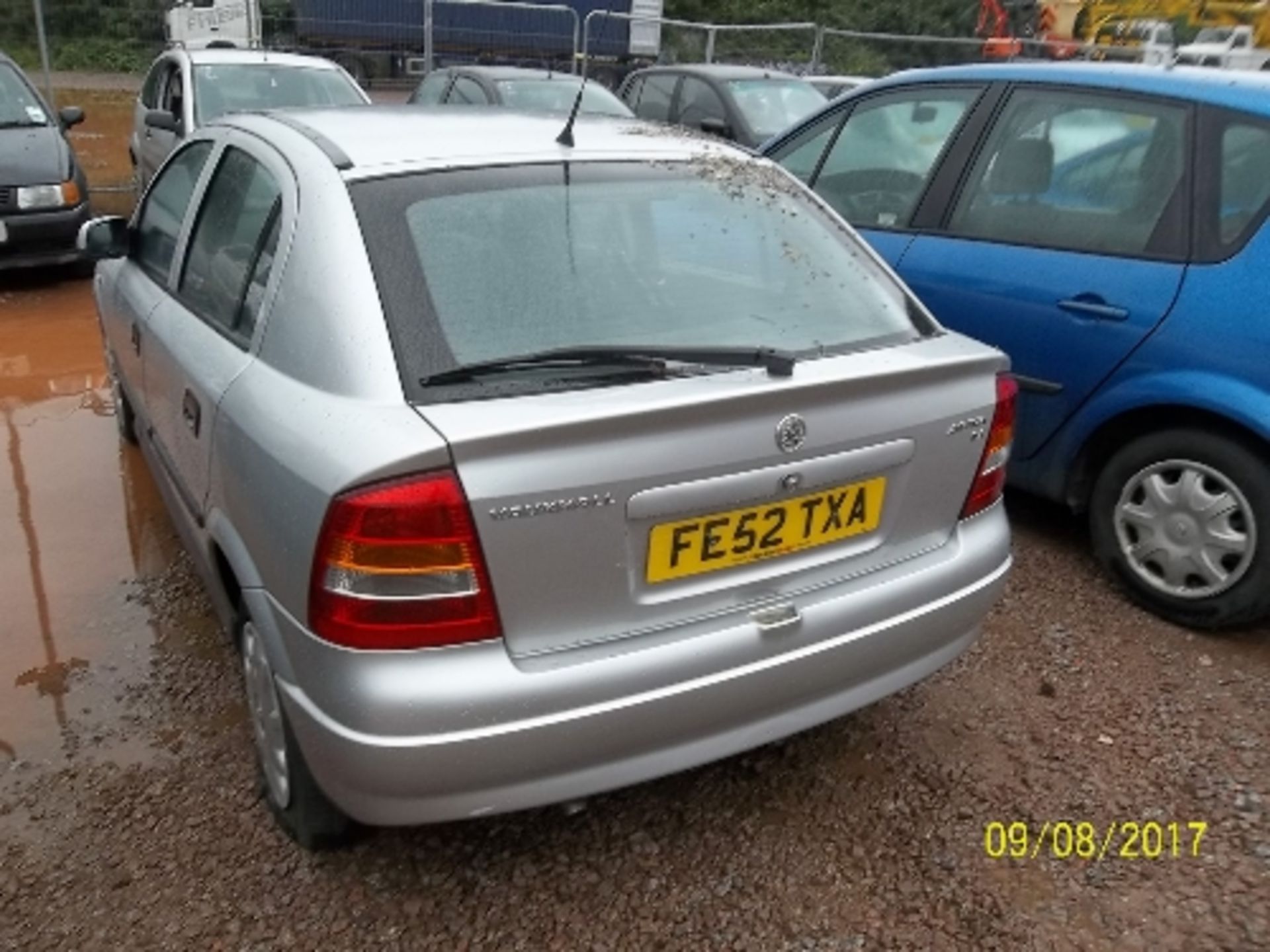 Vauxhall Astra Envoy 8V - FE52 TXA Date of registration: 01.11.2002 1598cc, petrol, 4 speed auto, - Image 3 of 4