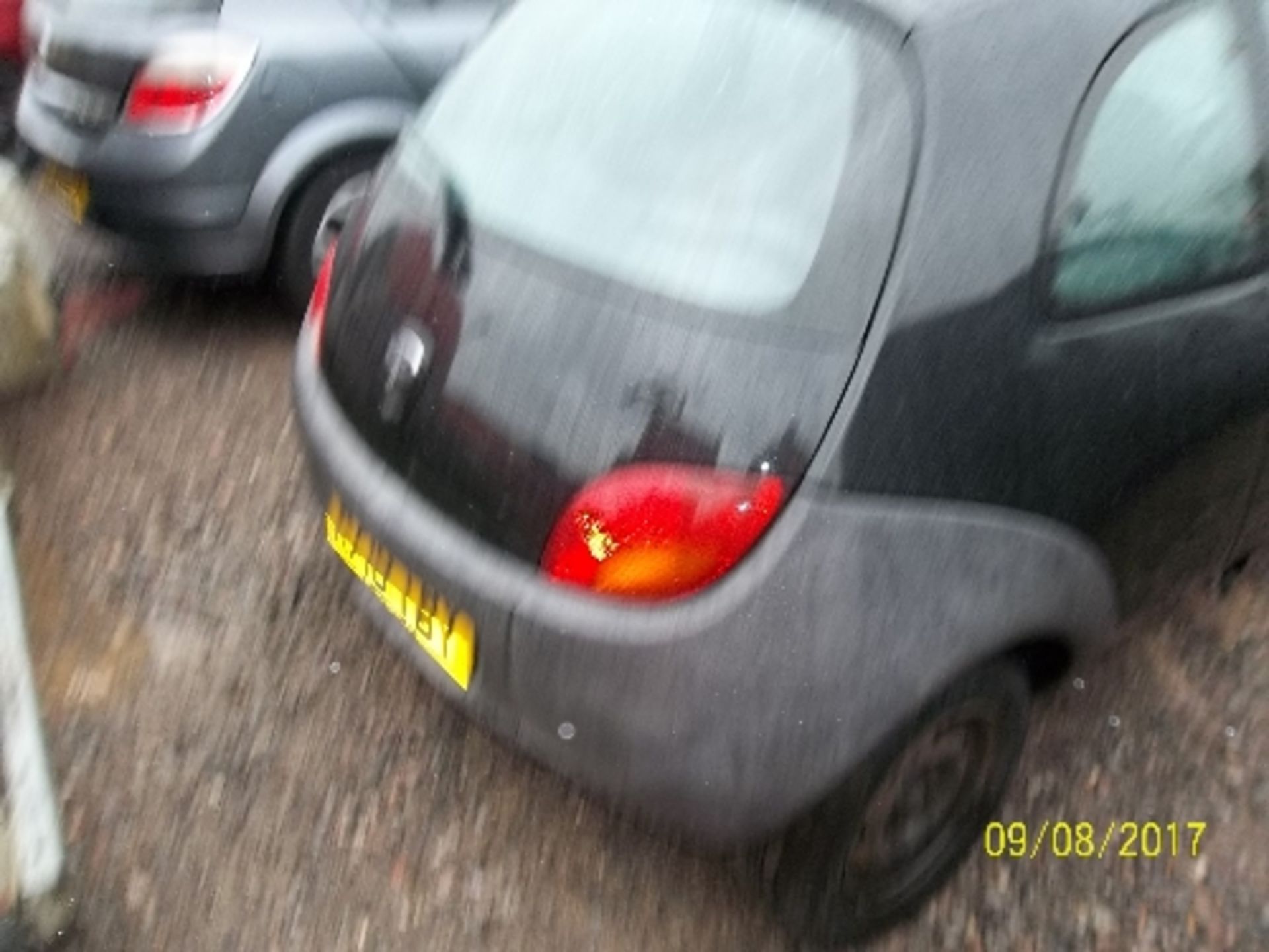 Ford KA - R710 TBY Date of registration: 30.01.1098 1299cc, petrol, manual, black Odometer - Image 3 of 4