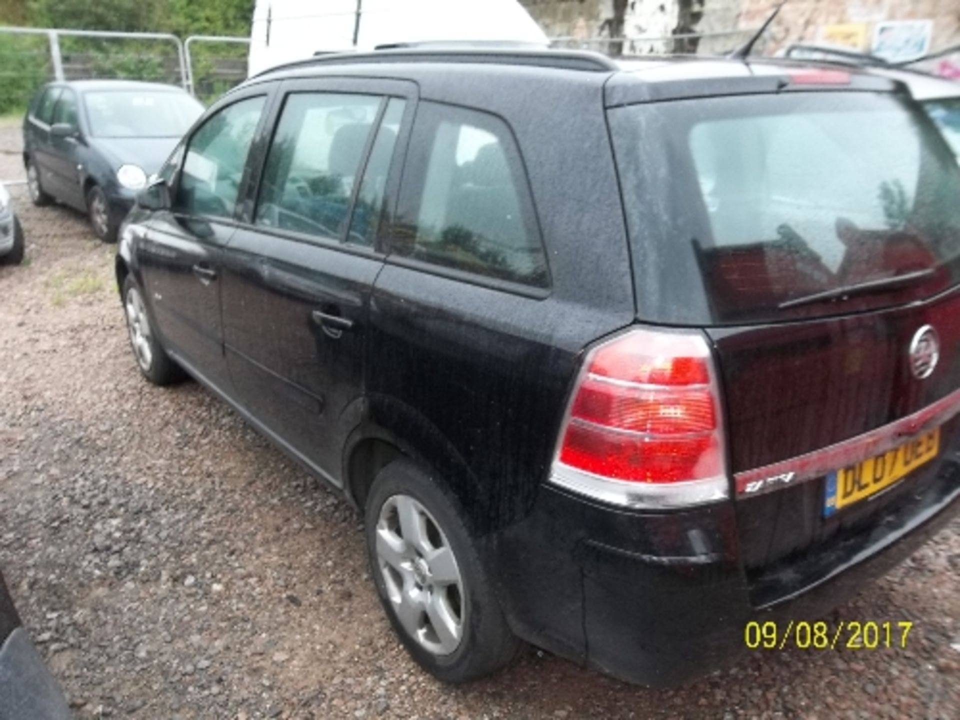 Vauxhall Zafira Club CDTI 120 - DL07 OEB Date of registration: 22.08.2007 1910cc, diesel, 6 speed - Image 4 of 4