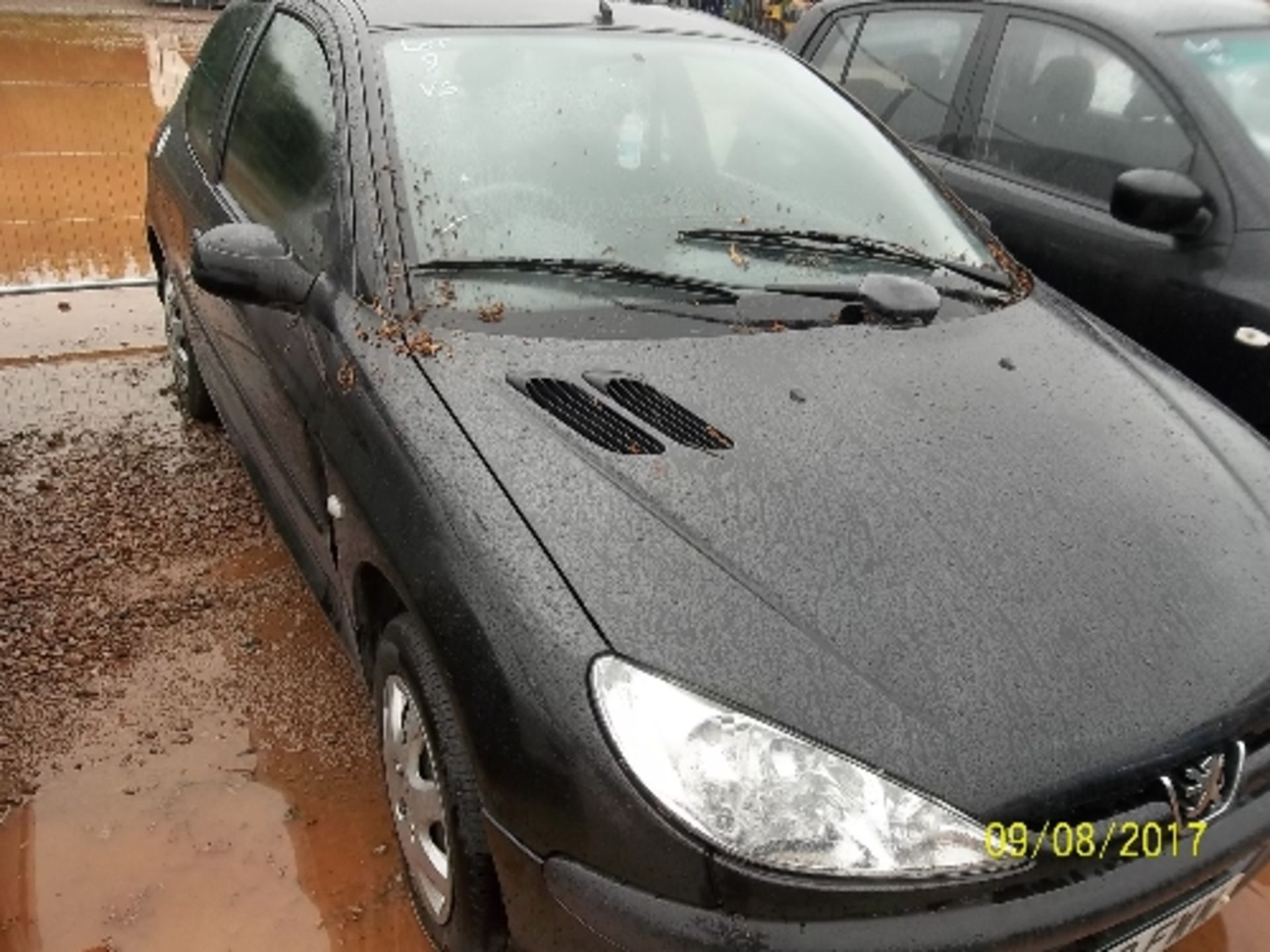 Peugeot 206 S - MT53 FWW Date of registration: 30.10.2003 1360cc, petrol, manual, black Odometer - Image 3 of 4