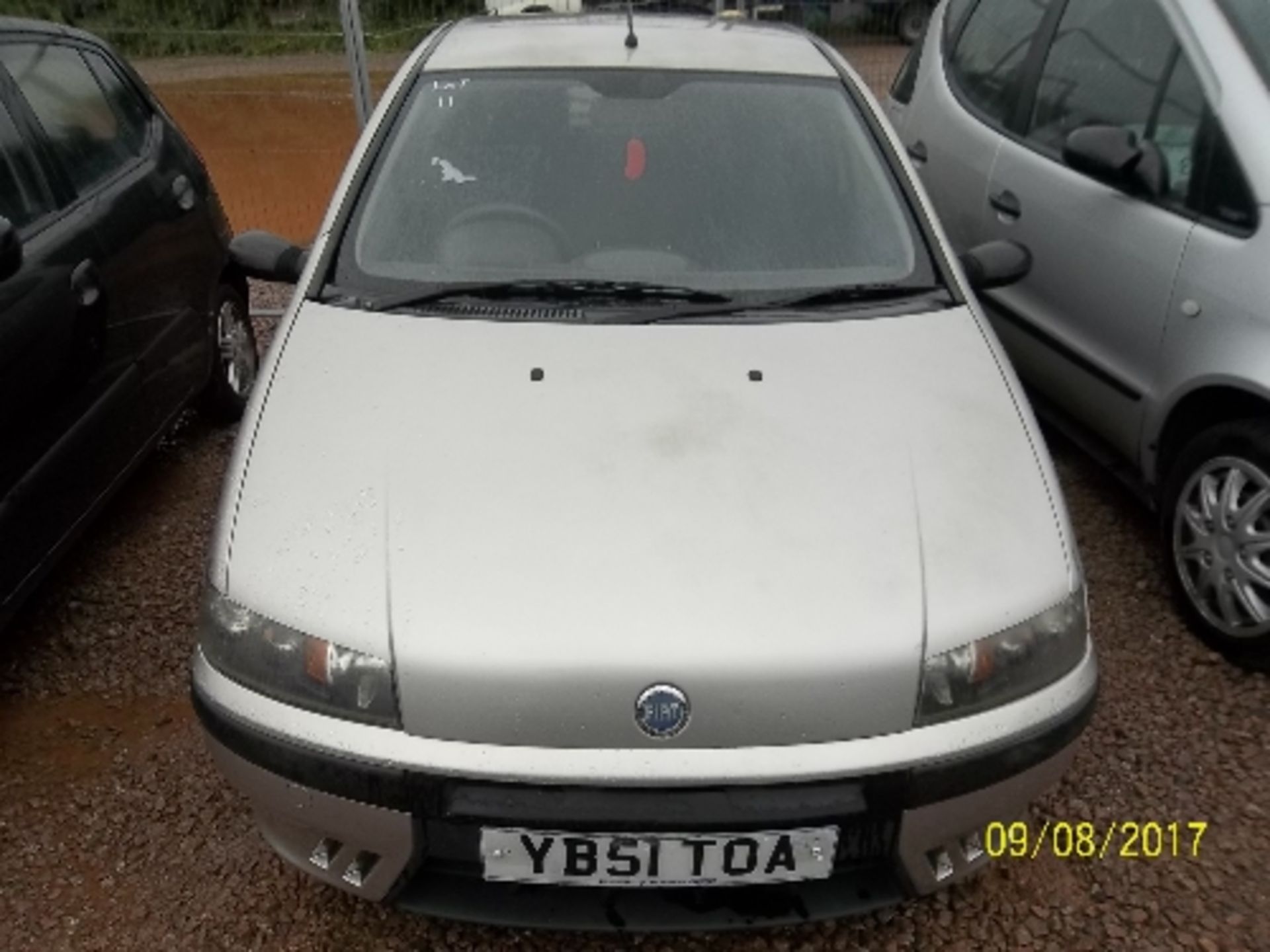 Fiat Punto ELX 8V - YB51 TOA Date of registration: 30.01.2002 1242cc, petrol, manual, grey