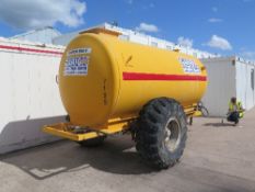 2000 gallon water bowser c/w Honda pump, 7199