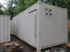 24ft x 9ft shower unit, 3027