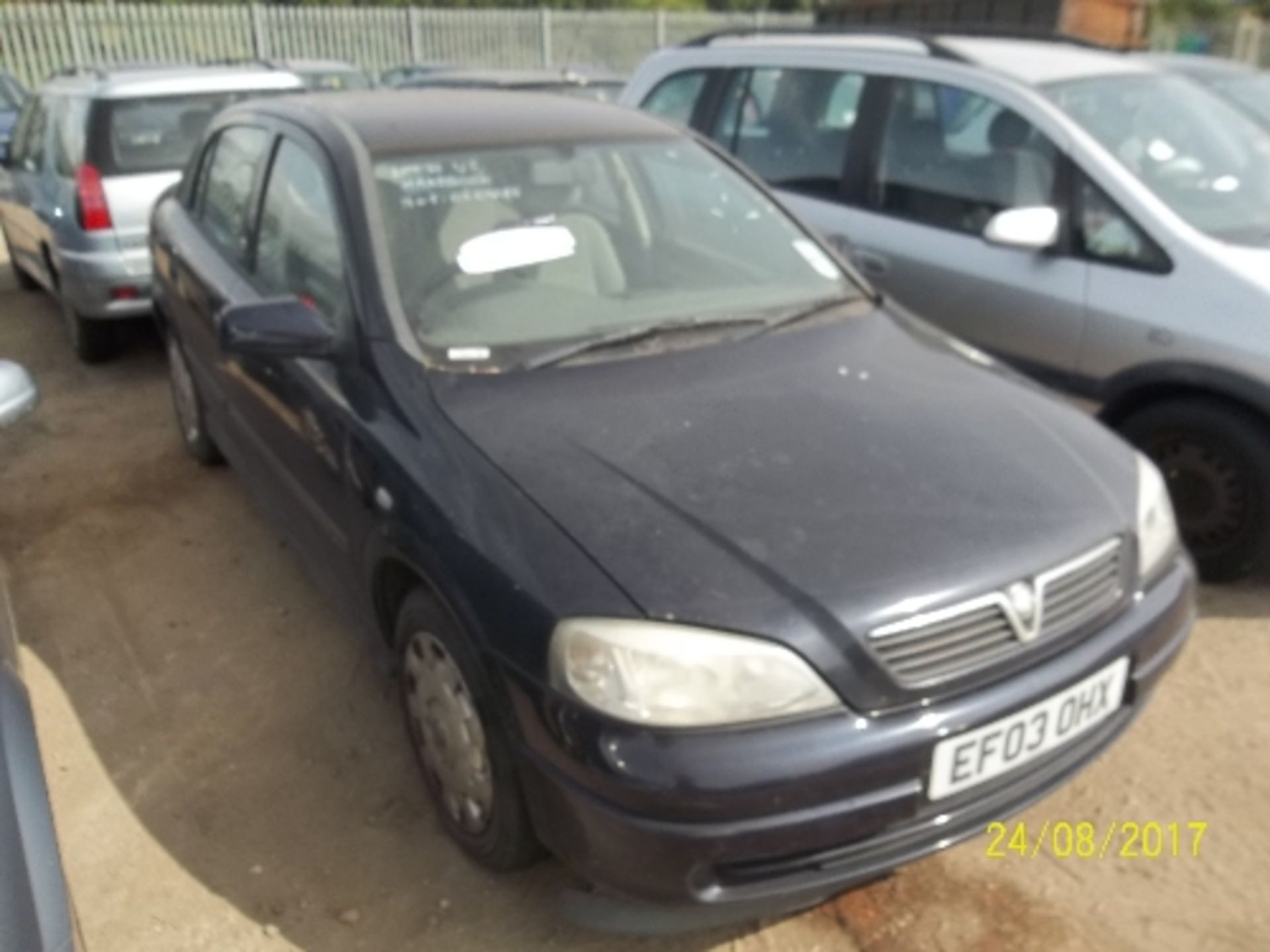 Vauxhall Astra Club - EF03 OHX Date of registration: 03.07.2003 1598cc, petrol, 4 speed auto, blue - Image 2 of 4