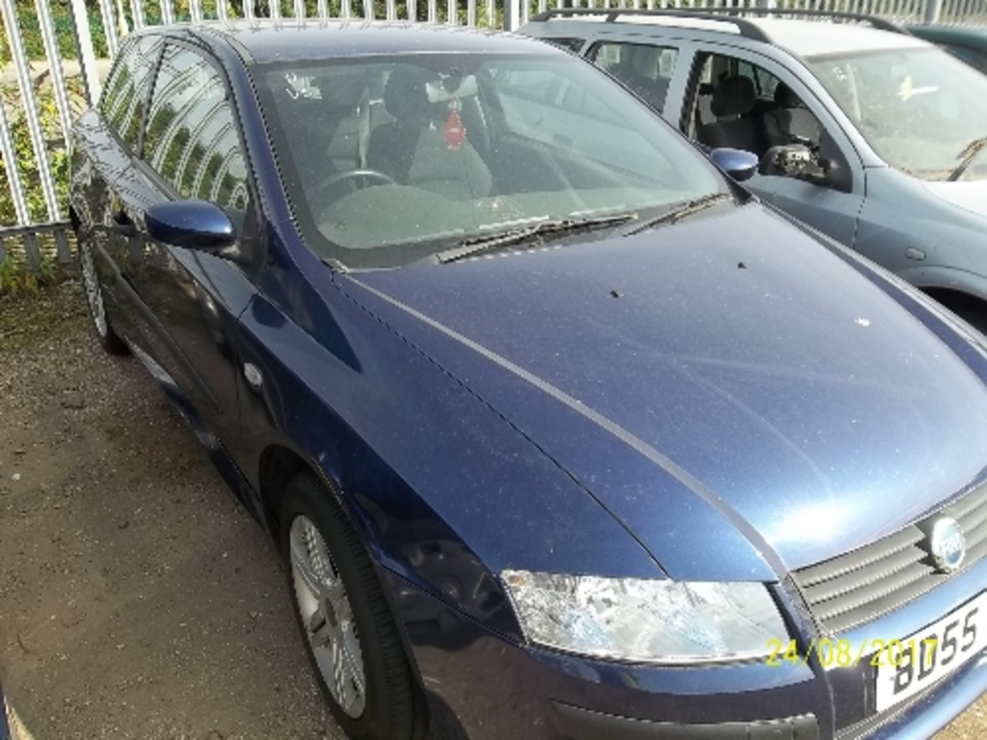 Fiat Stilo Active 16V - BD55 RTV Date of registration: 03.02.2006 1368cc, petrol, manual, blue - Image 2 of 4